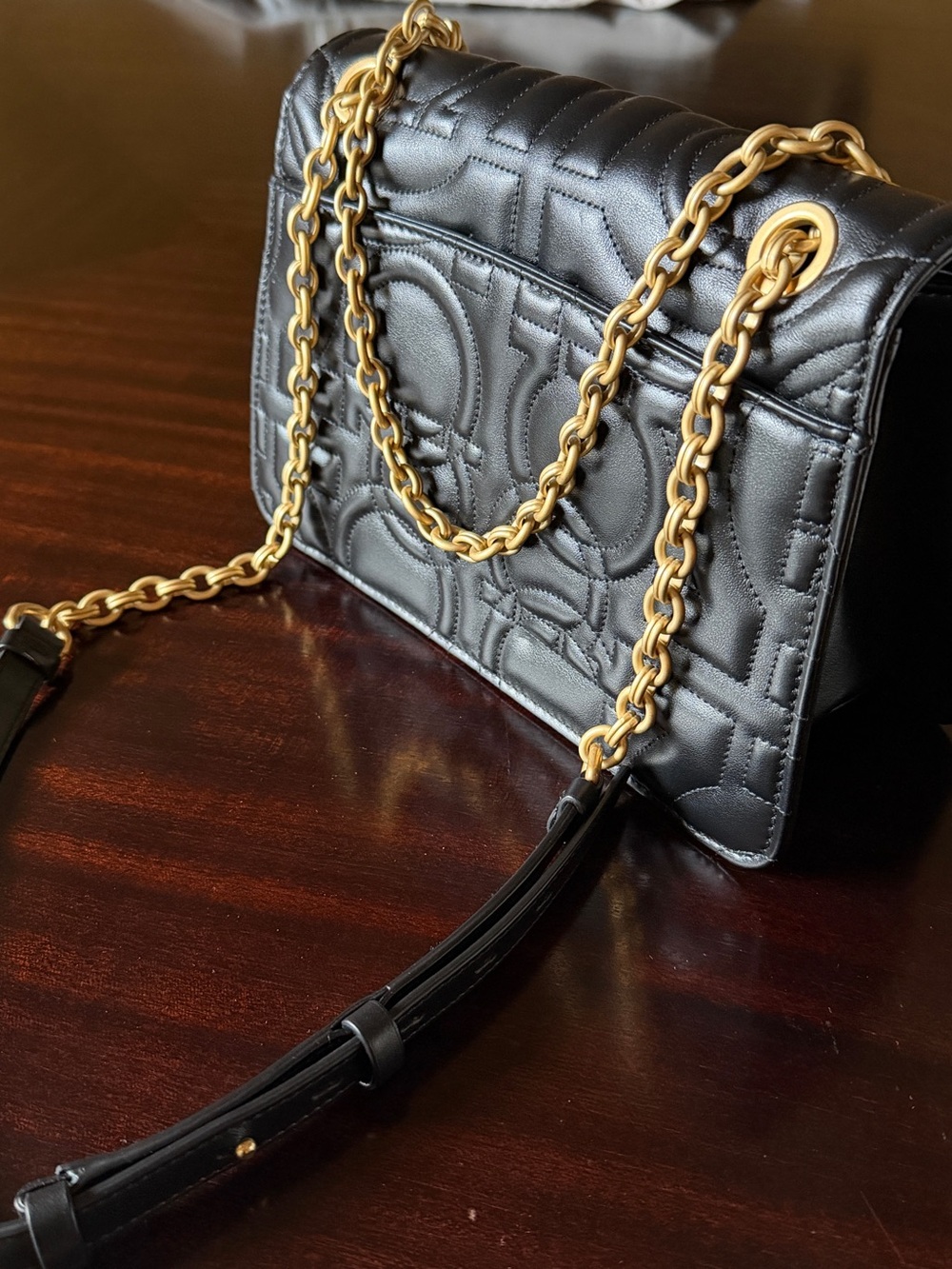 Salvatore Ferragamo Black Quilted Leather Shoulder Bag with Gold Hardware - Picture 4 of 11